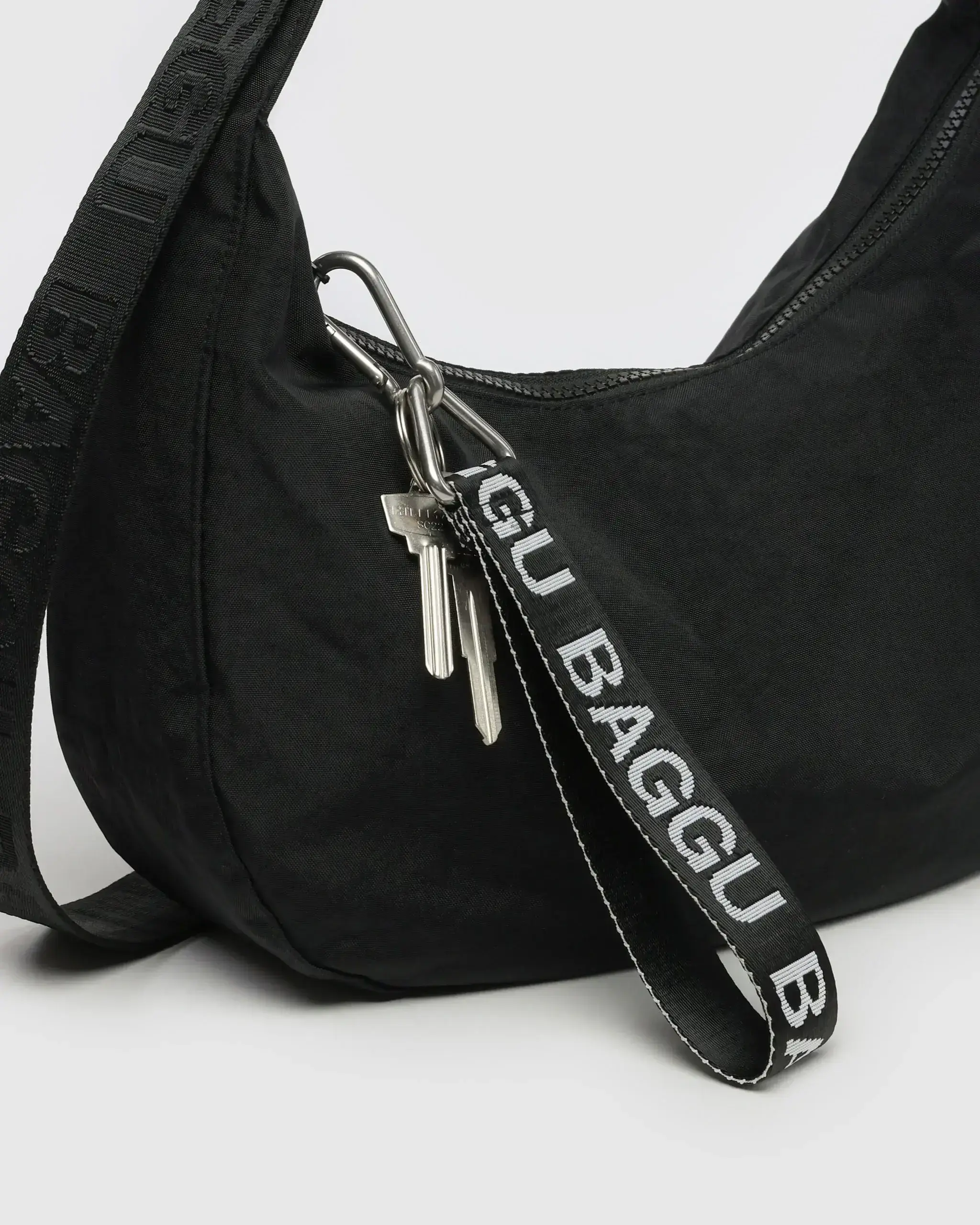 Logo Keychain Black & White - Image 4